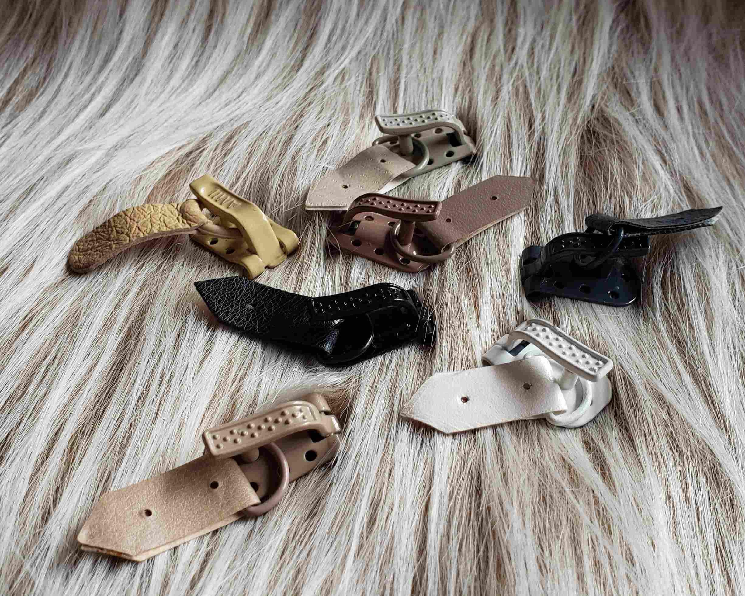 Gancio Per Pelliccia In Metallo E Similpelle 22,7x15 Mm - Chiusura Elegante Per Cappotti, Borse E Accessori Sartoriali