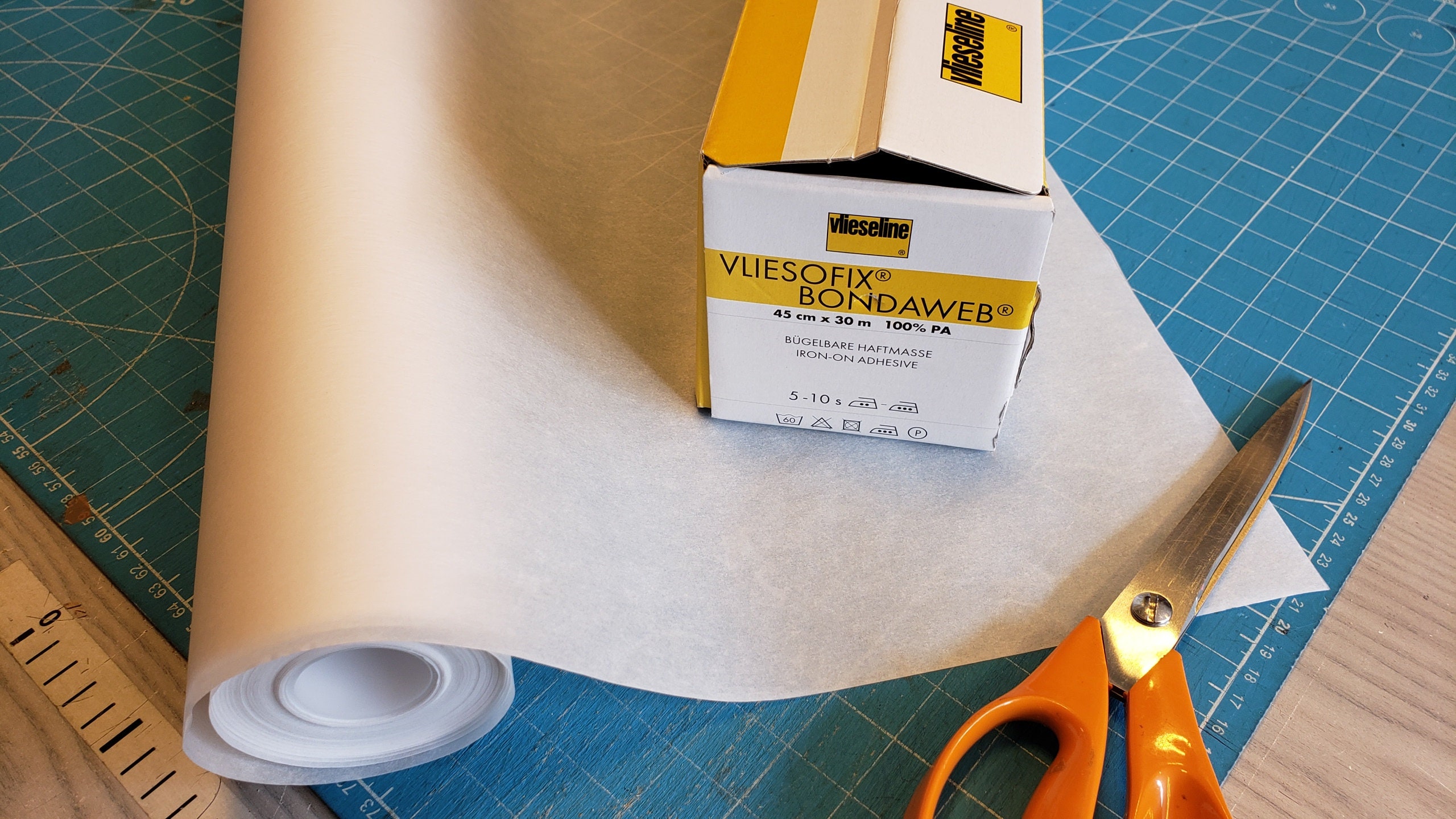 BONDAWEB® Iron on Fusible Transfer Paper Crafts Repairs Sewing Optional  sizes Vlieseline Vliesofix