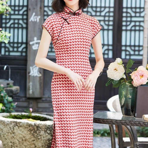 Red Qipao shops dress Woman slim dress cheongsam Chinese Hanfu mother's gifts girlfriends gifts dress bridal dress evening dress summer dress