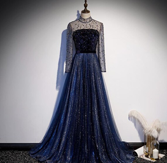 Long tail gowns cheap