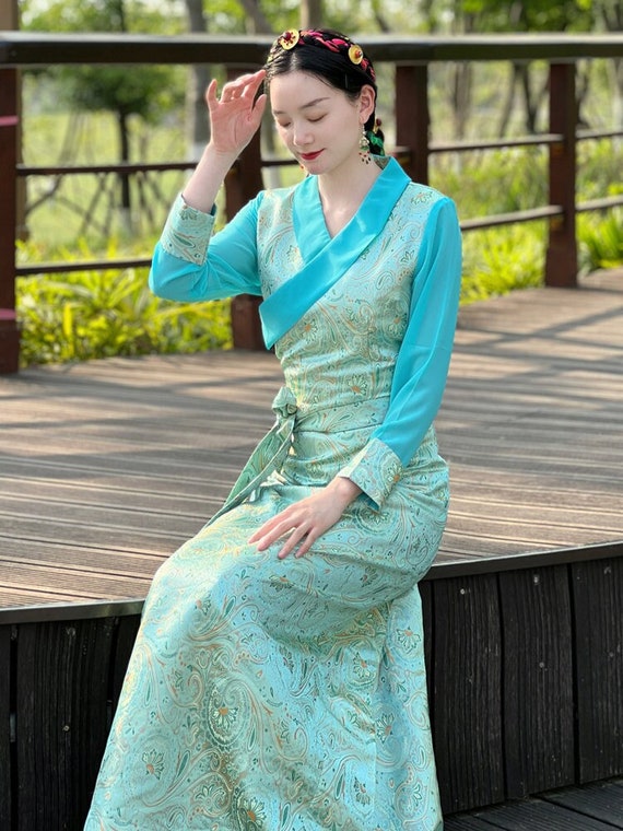 China Zang Nationality Minority Stage Performance Clothing Traditional  Tibetan Woman Green Bola Dress