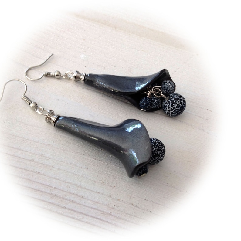 Earrings anthracite conical shape polymer clay