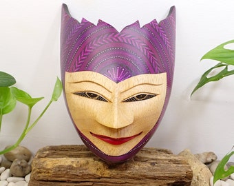 Wooden "Tribal" Mask with Hand Batik Drawing, Home Wall Hanging, Wall Decor, Home Decoration, Collectibles, Ethnic Art