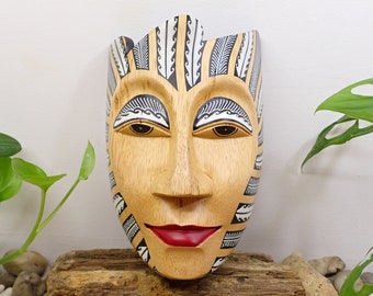 Wooden "God" Mask with Batik Drawing, Black and White Colors, Wood Carving, Wall Hanging, Collectibles, Home Décor