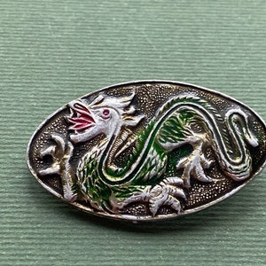 Przypinka Dragon Pin. Rzadka, zabytkowa, kolekcjonerska dziecięca radziecka przypinka. / Wyprodukowano w ZSRR, lata 80. A3