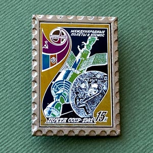 Intercosmos, Space Pin. Vintage collectible badge, Soviet Vintage Pin, Soviet Union, USSR 1981 A11