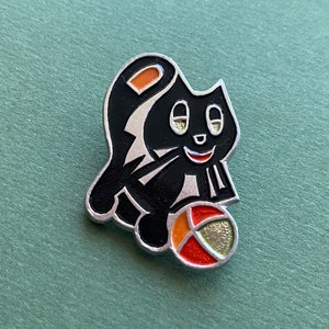 Cat With Ball Pin. Vintage collectible pin badge, Made in USSR A5