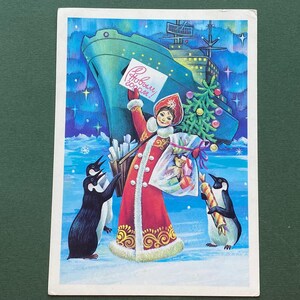 Cartão postal soviético antigo, cartão postal de Ano Novo, Natal, sem uso, cartão de felicitações por A. Savin - 1981.