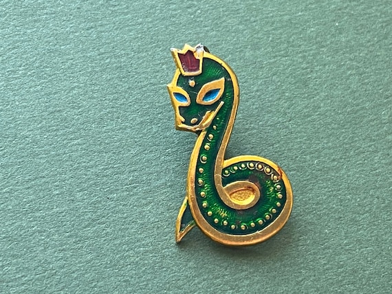 VVCome Crystal Snake Brooch Pin - Vintage 18K Gold Plated Serpent Lapel Pin