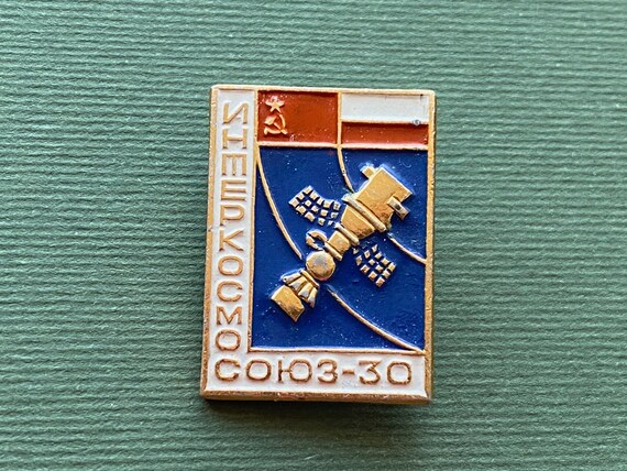 Soyuz-30, Interkosmos, Poland. Space Pin. Badge, … - image 1