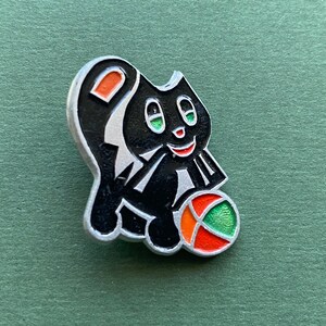 Cat With Ball Pin. Vintage collectible pin badge, Made in USSR A5