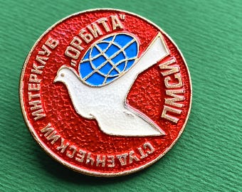RARE Dove. Globe. Peace. Student Interclub Pin. Vintage metal collectible badge, А7