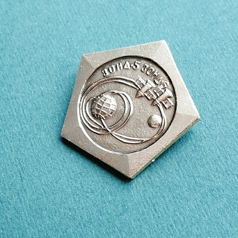 1970s Zond-5 USSR Badge Zond-6 Space pin 1968 Collectible Badge Soviet Pin