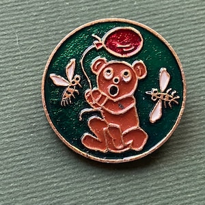 Winnie the Pooh Pin. Children's badges, Cartoon character. Vintage collectible badge, A4