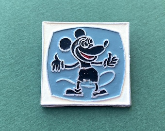 ミッキーマウスのピンバッジ。希少なヴィンテージのコレクターズ