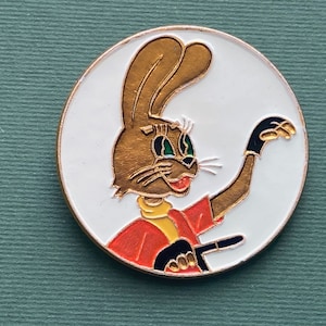 Nu pogodi, Hase. Zeichentrickfiguren, Vintage Sowjetunion Anstecknadel, Abzeichen, Made in USSR