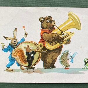 Illustrateur : A. Vender. Ours, lièvre, hérisson. Carte postale, 1957