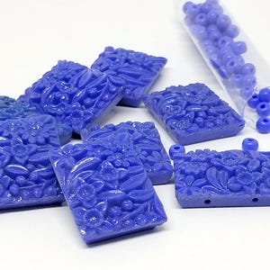 Vintage Japanese Pressed Glass Blue Floral Two Holed Beads Eight Pieces Plus Seed Beads