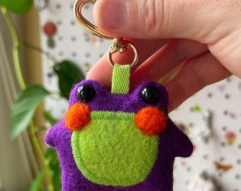 Doodle the Pocket Frog Weighted Plush Keychain