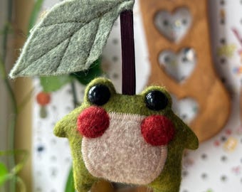 Twig the Pocket Frog: Plush Car Charm Rearview Mirror Hanger