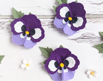 Baby pansy headband, Floral Newborn Nylon band, pansies toddler hairband, Alice in Wonderland photo prop, spring flower crown, purple