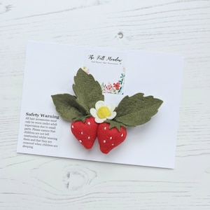 Strawberry Hair Clip, Felt Strawberry Headband, Fruit Hair Accessory, Strawberries, Summer Hair Clip, Toddler Hair Clip, Toddler Bow,