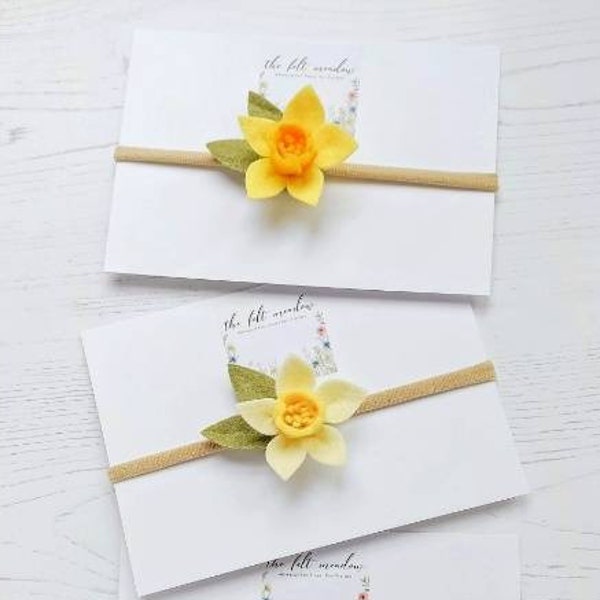 Daffodil Headband, Baby Daffodil Crown, felt Flower headband, Spring Newborn Headband, Daffodil Hair Accessory