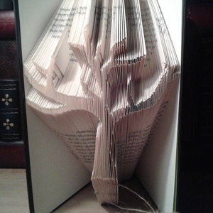 Book Folding Pattern for a family tree ~ +FREE TUTORIAL