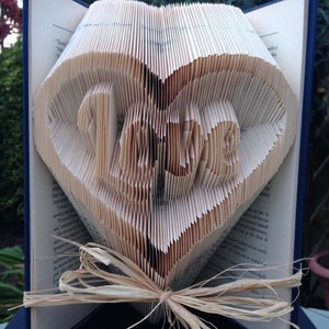 Book Folding Pattern for &quot;Love in a Heart&quot; +FREE TUTORIAL
