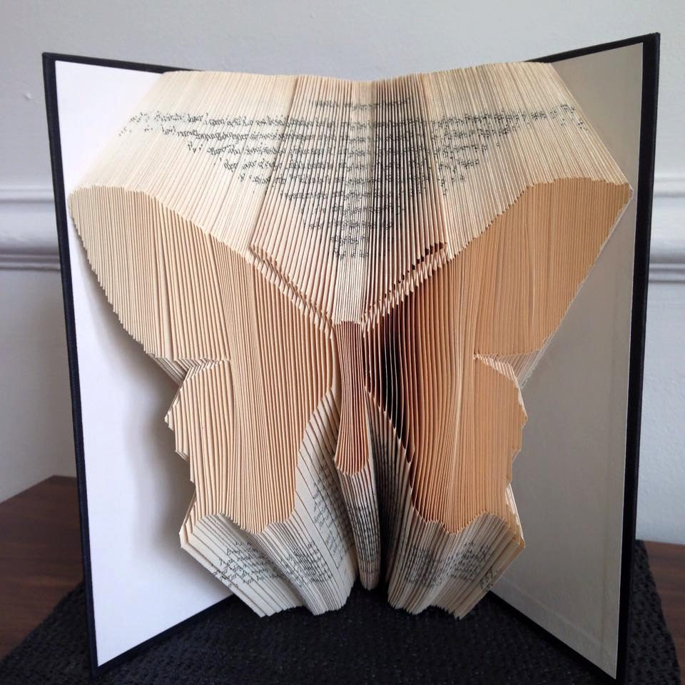 Book folding pattern for a large Butterfly Free tutorial Etsy