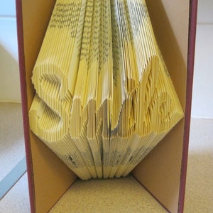 Book folding pattern for &quot;Smile&quot; +FREE TUTORIAL