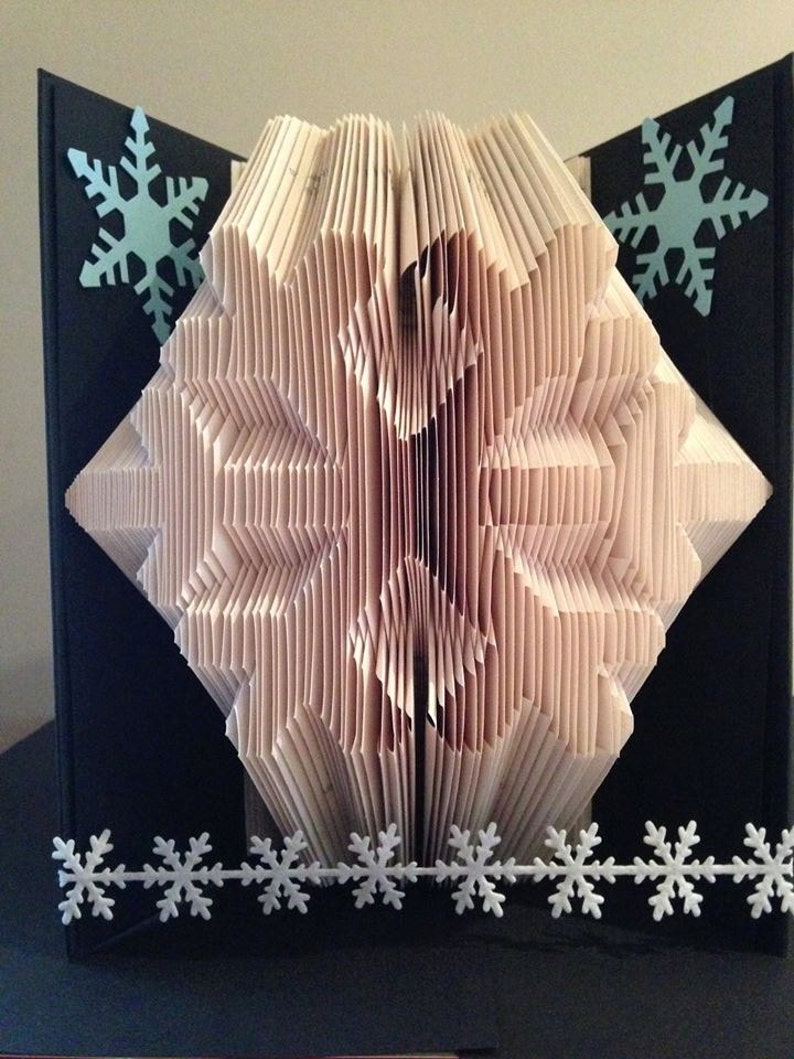 Book Folding Pattern for a Snowflake Winter Christmas FREE TUTORIAL image 1