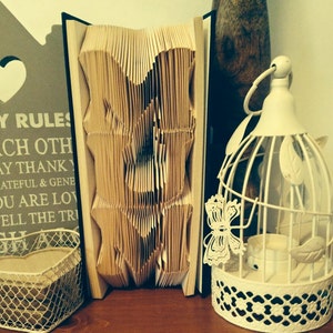 Book folding pattern for &quot;Mum Vertical&quot; +FREE TUTORIAL