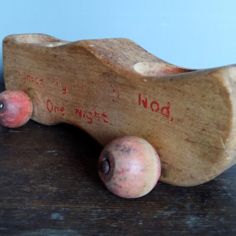 Plakie Wooden Pull Toys Dutch Shoe 3 Peg Platform Plakie Toys Youngstown Ohio Wynken Blynken N Nod One Night