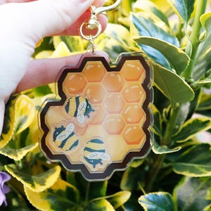 Bumblebee Honeycomb Shaker Charms