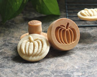 Pumpkin 1.6 inch Mini Wood Cookie Stamp Mold CSm-023