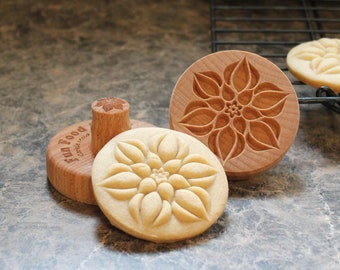 Lotus Buds 2.5 inch Wood Cookie Stamp Mold CS-039