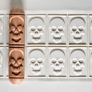 Skull Mini Rolling Pin - Cookie and Dough Roller DR-09