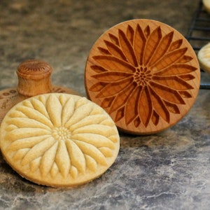 Sunflower 2.5 inch Wood Cookie Stamp Mold CS-028