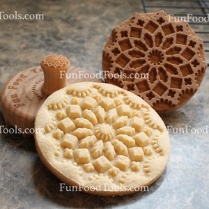 Chartres Cathedral 3 inch Large Wood Cookie Stamp Mold CS8-017