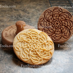 Milan Duomo 3 inch Large Wood Cookie Stamp Mold CS8-016