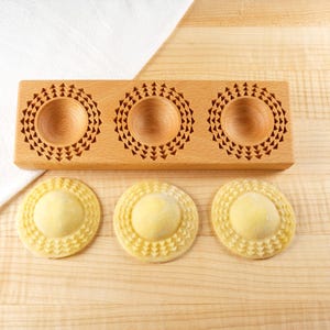 Triangle Pattern Ravioli and Fresh Pasta Board Rav-011