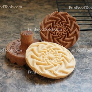 Zigzag Spiral Sun 2.5 inch Wood Cookie Stamp Mold CS-058