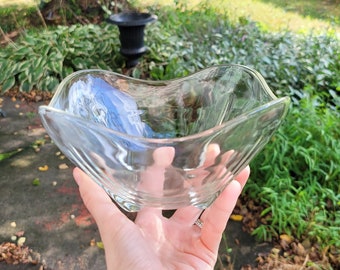 Small Clear Glass Salad Bowl, Vintage Ruffled Serving Bowl, Cereal, Candy, Wavy, Prong Feet, Footed