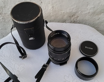 Auto Vivitar telephoto lens 135mm 1:2.8, Black Camera Lens, made in Japan. Black Carrying Case