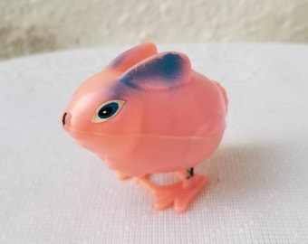 Vintage Wind Up Jumping Pink Hard Plastic Easter Bunny Rabbit, Hong Kong, Mid-century Toys, Decoration, Unlimited, Mechanical