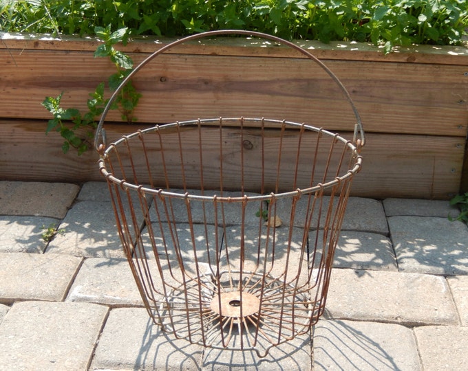 Vintage Metal Wire Egg Basket Large Handled Gathering Fruit Etsy