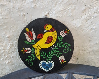 Hand-Painted PA Dutch Round Wooden Plaque Wall Hanging Home Décor, Yellow Partridge Bird, Flowers, Heart Design, Black, Pennsylvania Dutch