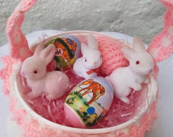 Vintage White and Pink Crochet Easter Bunny Basket with 3 Felt Easter Bunny Rabbit Picks, 2 Plastic Easter Eggs, 1 Pink Crochet Egg, Grass