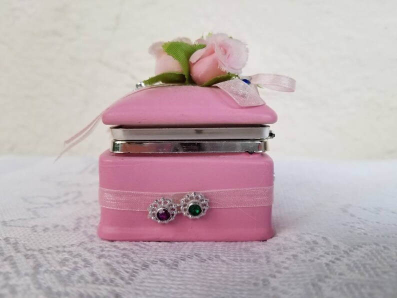 Vanity Decor Ring Box Treasure Jewelry Box Ceramic Square Pink Trinket Box Silver Hinged Lid Artificial Roses and Ribbons with Jewels
